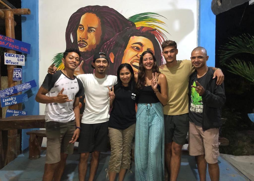 Komodoku One Love Homestay And Tour Labuan Bajo Esterno foto