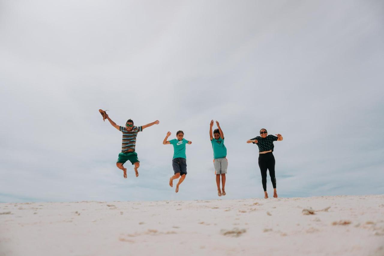 Komodoku One Love Homestay And Tour Labuan Bajo Esterno foto