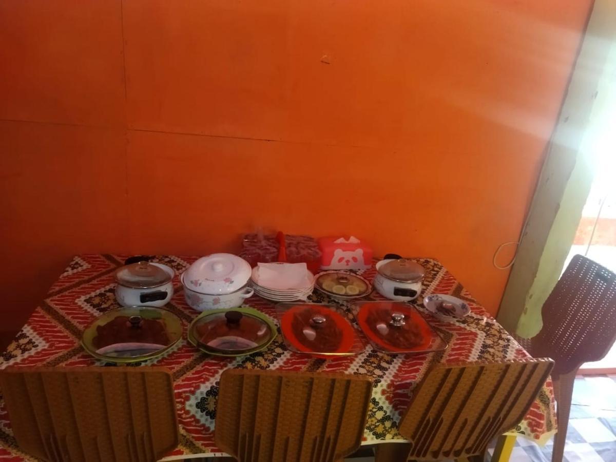 Komodoku One Love Homestay And Tour Labuan Bajo Esterno foto